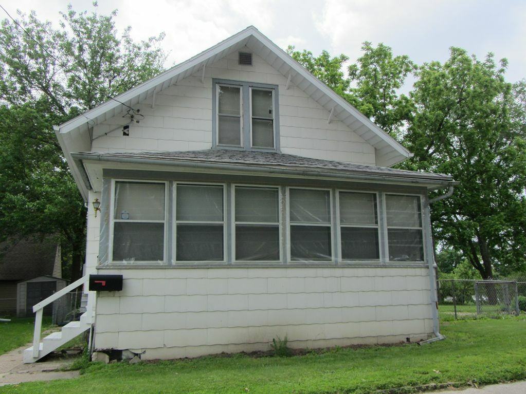 Pet Friendly Apartments for Rent in Waterloo, IA Search for 39 Dog