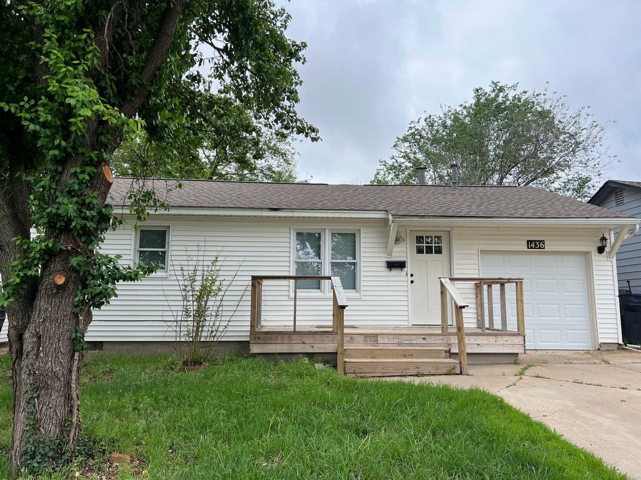 1436 Nw 97th St, Oklahoma City, OK 73114 2 Bedroom House for 1,295