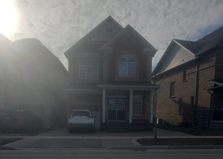 226 Mactier Drive, Vaughan, ON L0J 1C0 2 Bedroom Apartment for 1,795