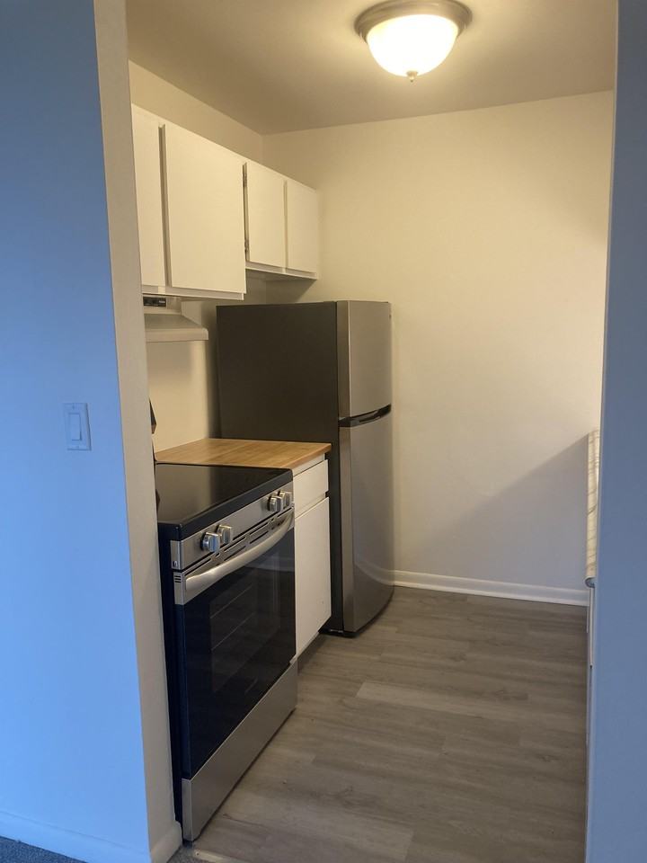 Nautical Mile Apartments, LLC. 24801 Jefferson Ave, St. Clair Shores