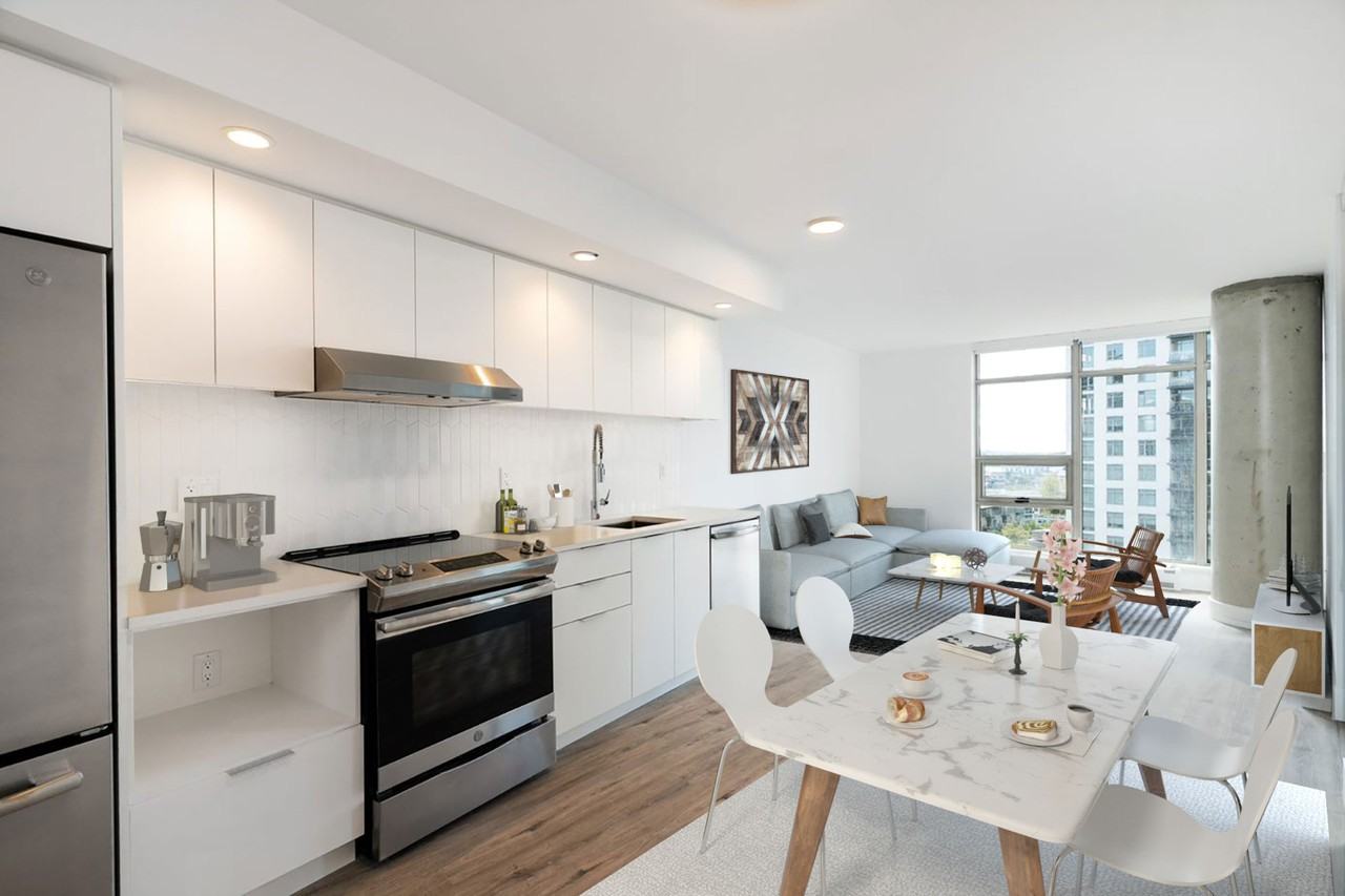 The Lonsdale Apartments 108 13th St W, North Vancouver, BC V7M 0G8