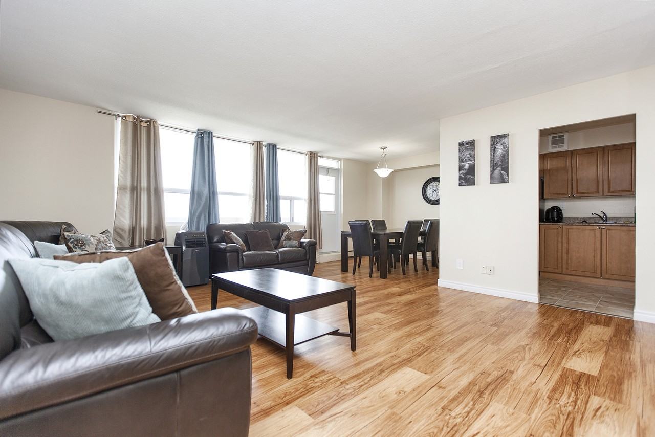 Surrey Lane Apartments 685/695/705 Surrey Lane, Burlington, ON L7T