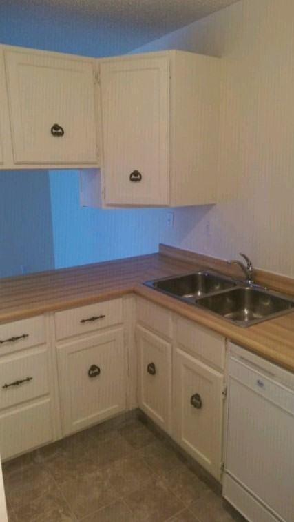 Ermineskin House Apartments 10604 29 Ave Nw, Edmonton, AB T6J 4H6