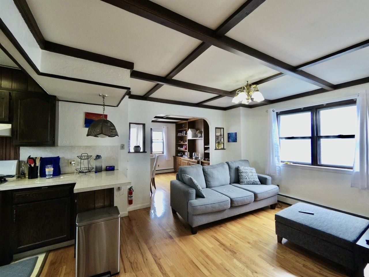 3 Arch Ave 2, Secaucus, NJ 07094 1 Bedroom Apartment for 1,800/month