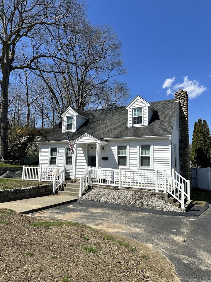 1110 Poquonnock Rd, Groton, CT 06340 3 Bedroom House for 2,300/month Zumper