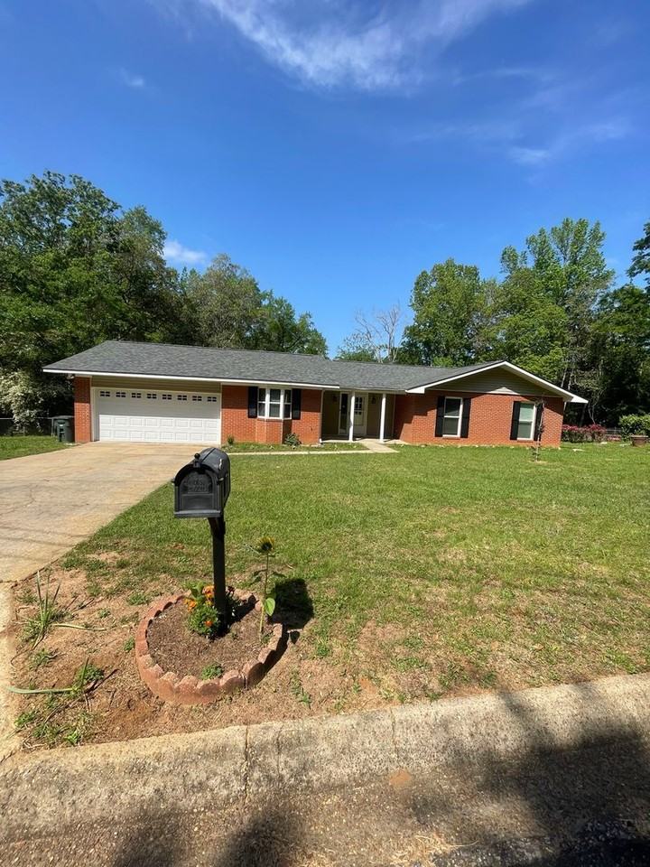 117 Eagle Cir, Enterprise, AL 36330 3 Bedroom House for 1,750/month