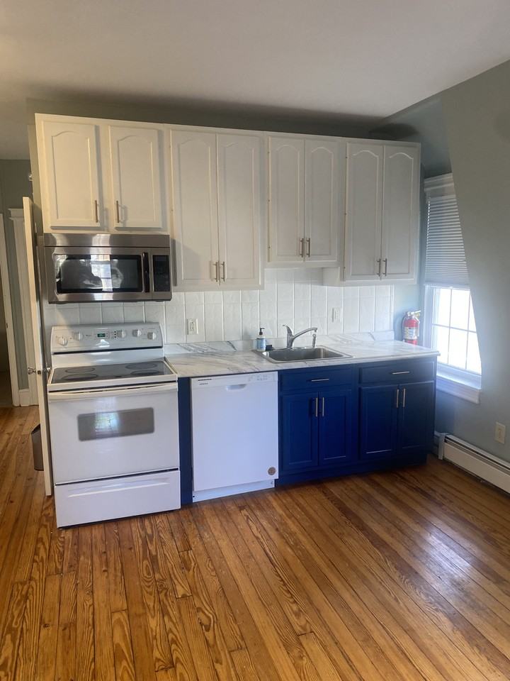 1004 Fayette St 2ndFL, Conshohocken, PA 19428 1 Bedroom Apartment for