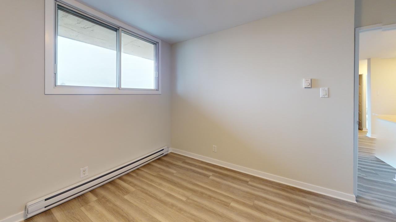 61 McEwen Apartments 61 Mcewen Ave, Ottawa, ON K2B 5L3 Zumper