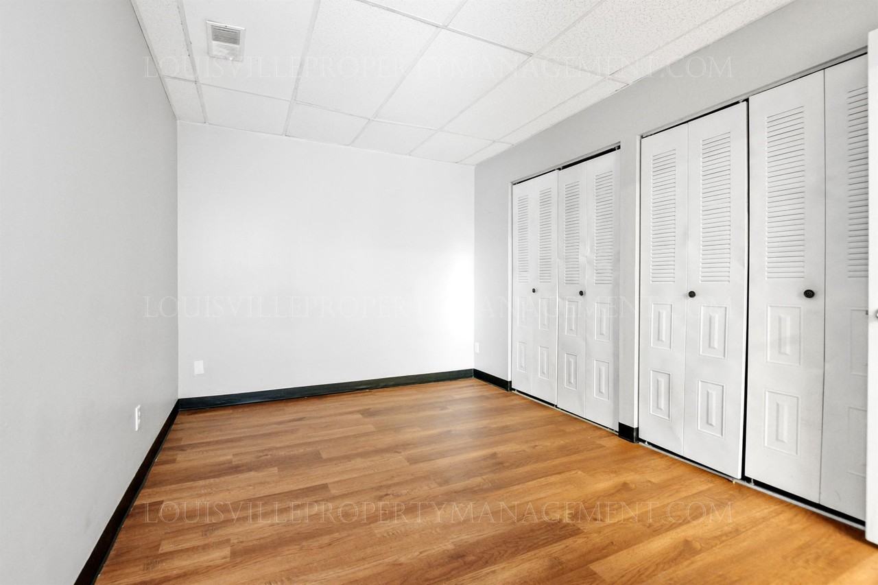 Culbertson Cross Apartments 1743 Culbertson Ave, New Albany, IN 47150