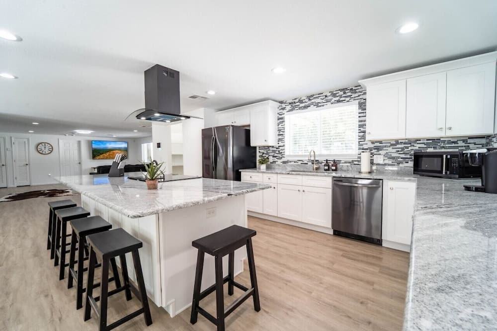 Short Term Rentals In Zephyrhills, FL Apartments & Houses Available