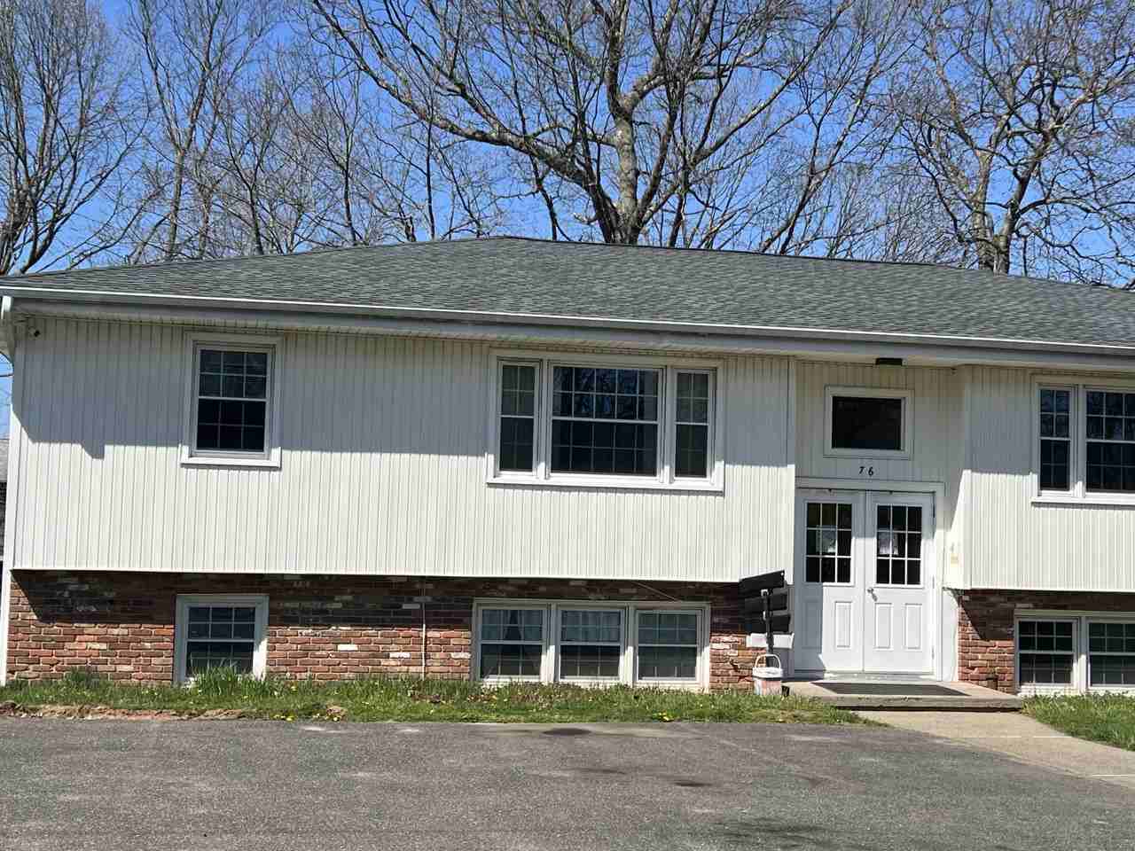 76 Wedgewood Dr, Waterbury, CT 06705 2 bedroom House Rental Zumper