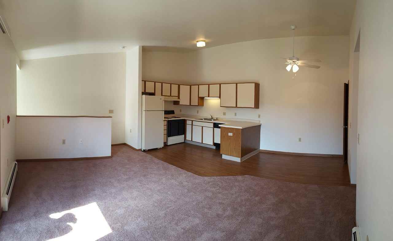 Yorkshire Lane Apartments in Manitowoc, WI 3309 Yorkshire Ln