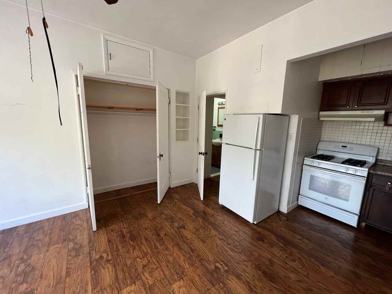 Milwaukee Ave. Apartments 3015 N Milwaukee Ave, Chicago, IL 60618