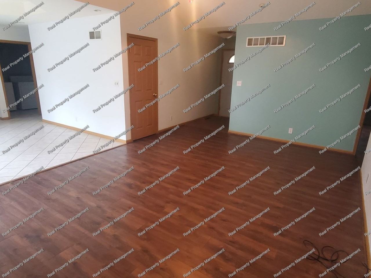 1682 Port Cove Dr, Chesterton, IN 46304 3 bedroom House Rental Zumper