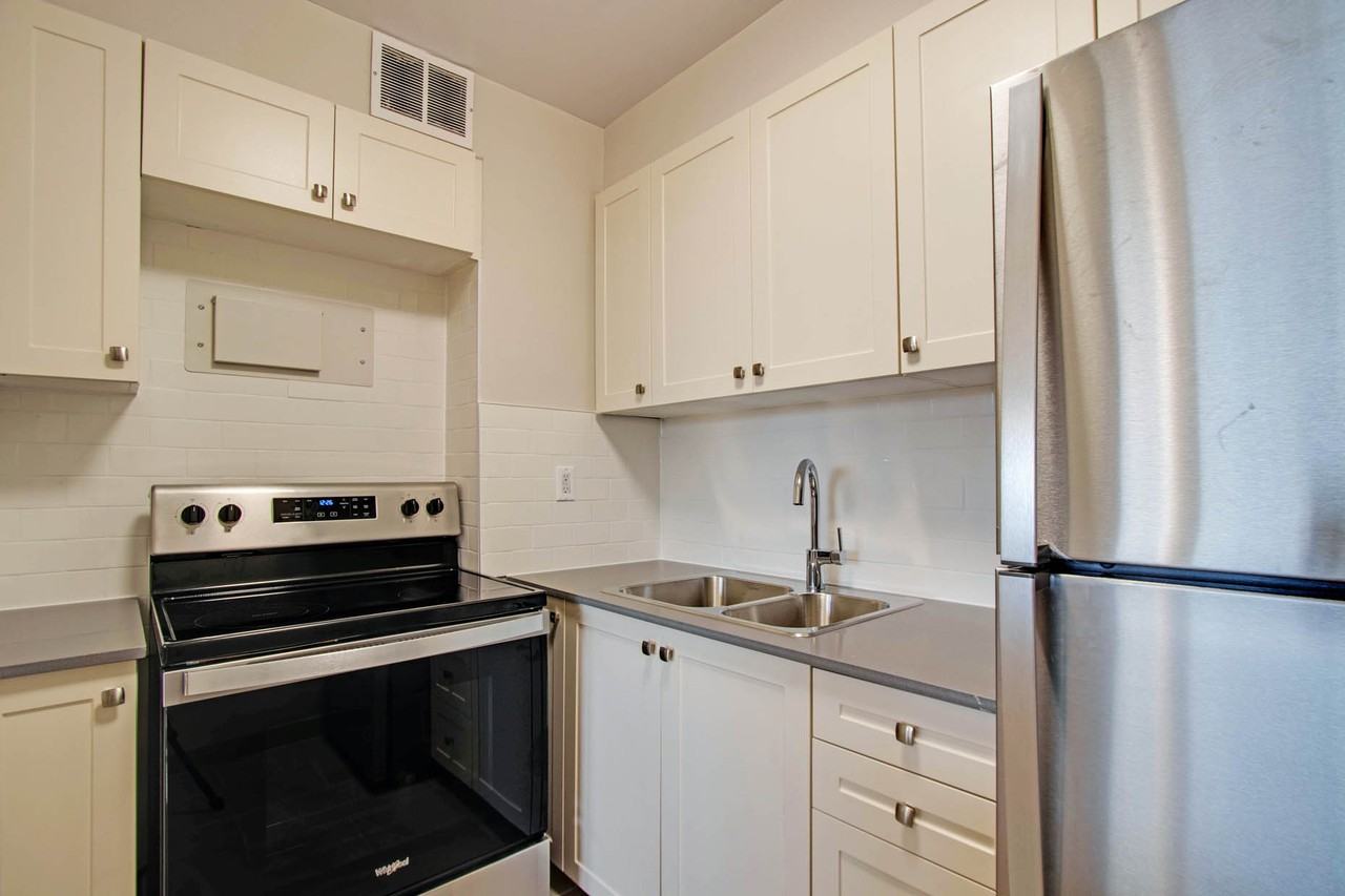 Godstone Place Apartments 30 Godstone Rd, Toronto, ON M2J 3C6 Zumper