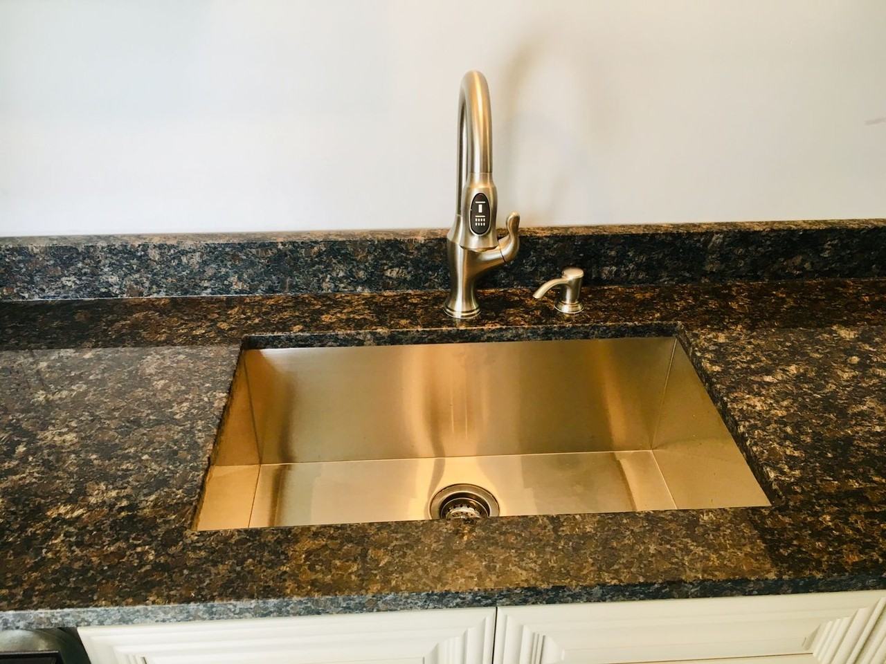 51 Southwick Street Apartments 51 Southwick St, Chicopee, MA 01020