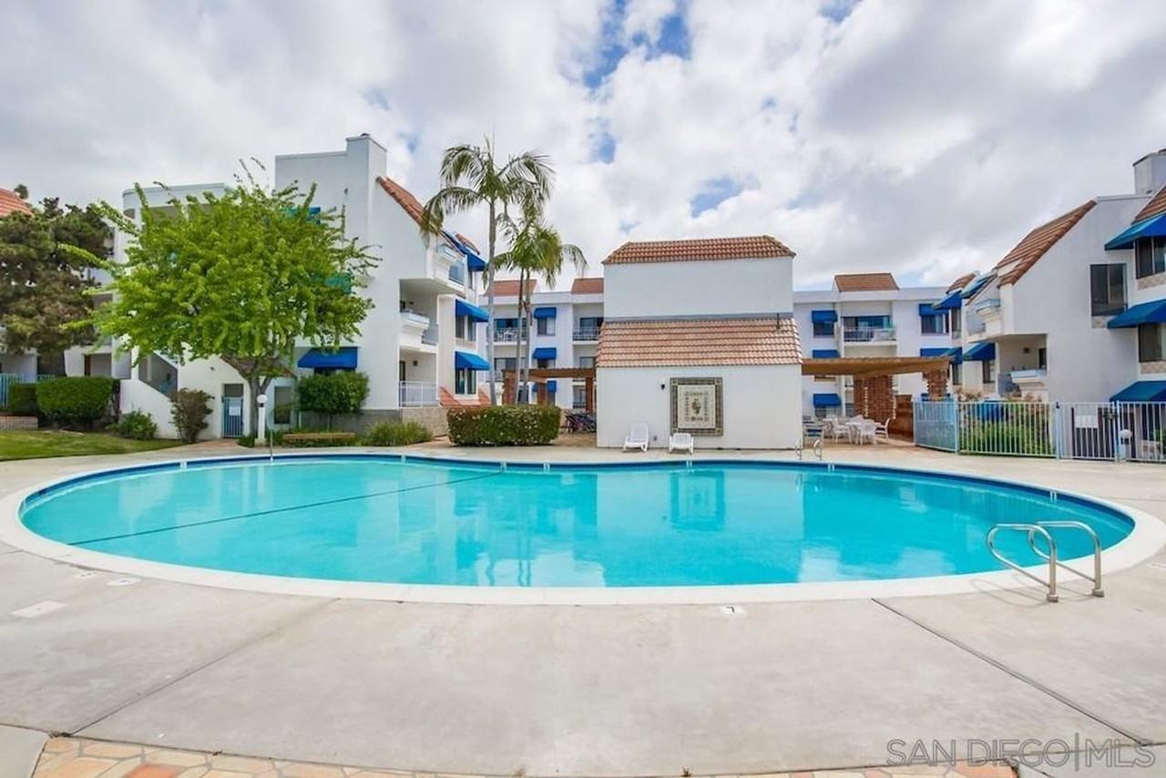 8308 Regents Rd Pines of La Jolla, San Diego, CA 92122 2 Bedroom