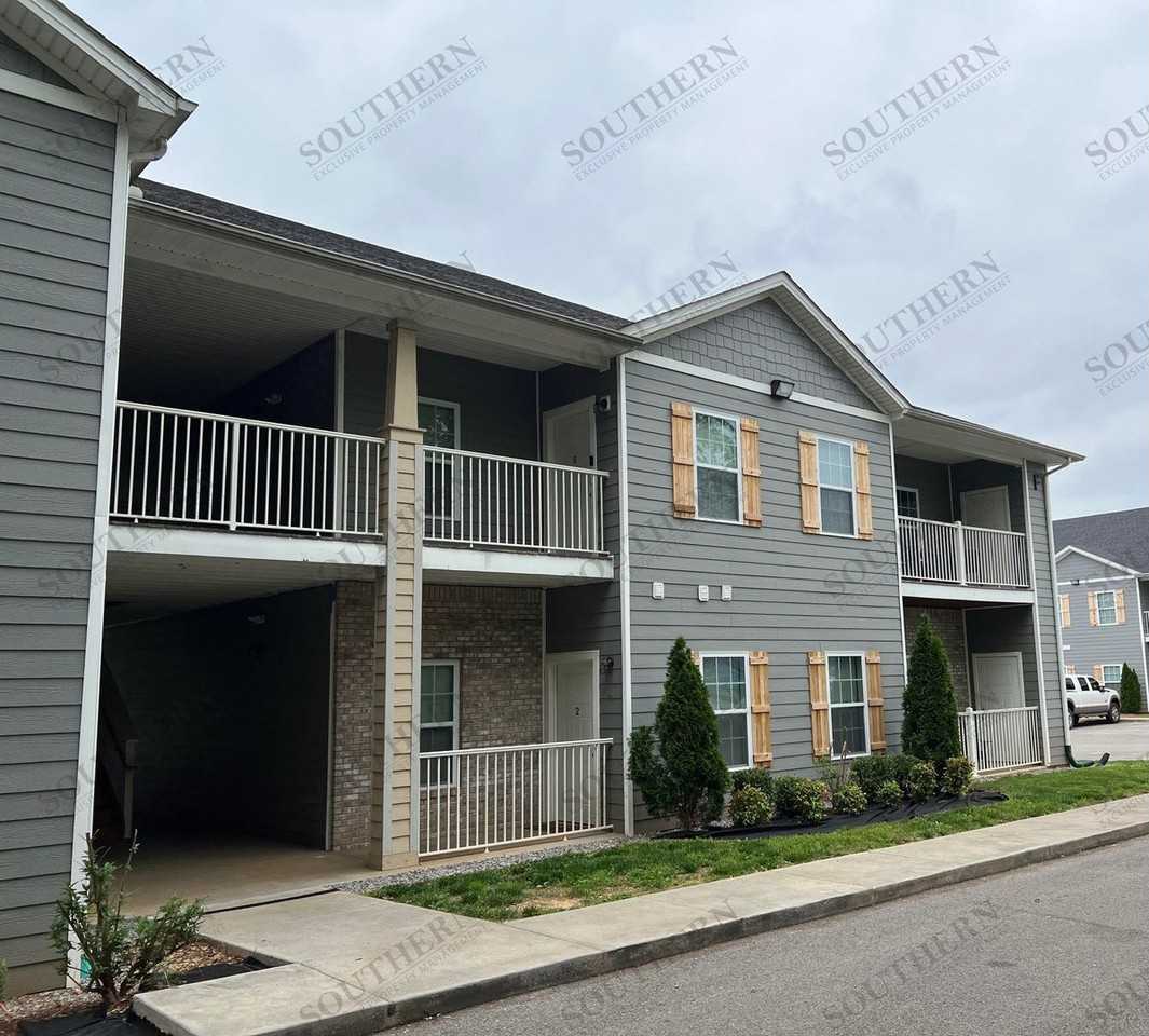 Mt Victor Estates Apartments 161 Old Lovers Ln, Bowling Green, KY