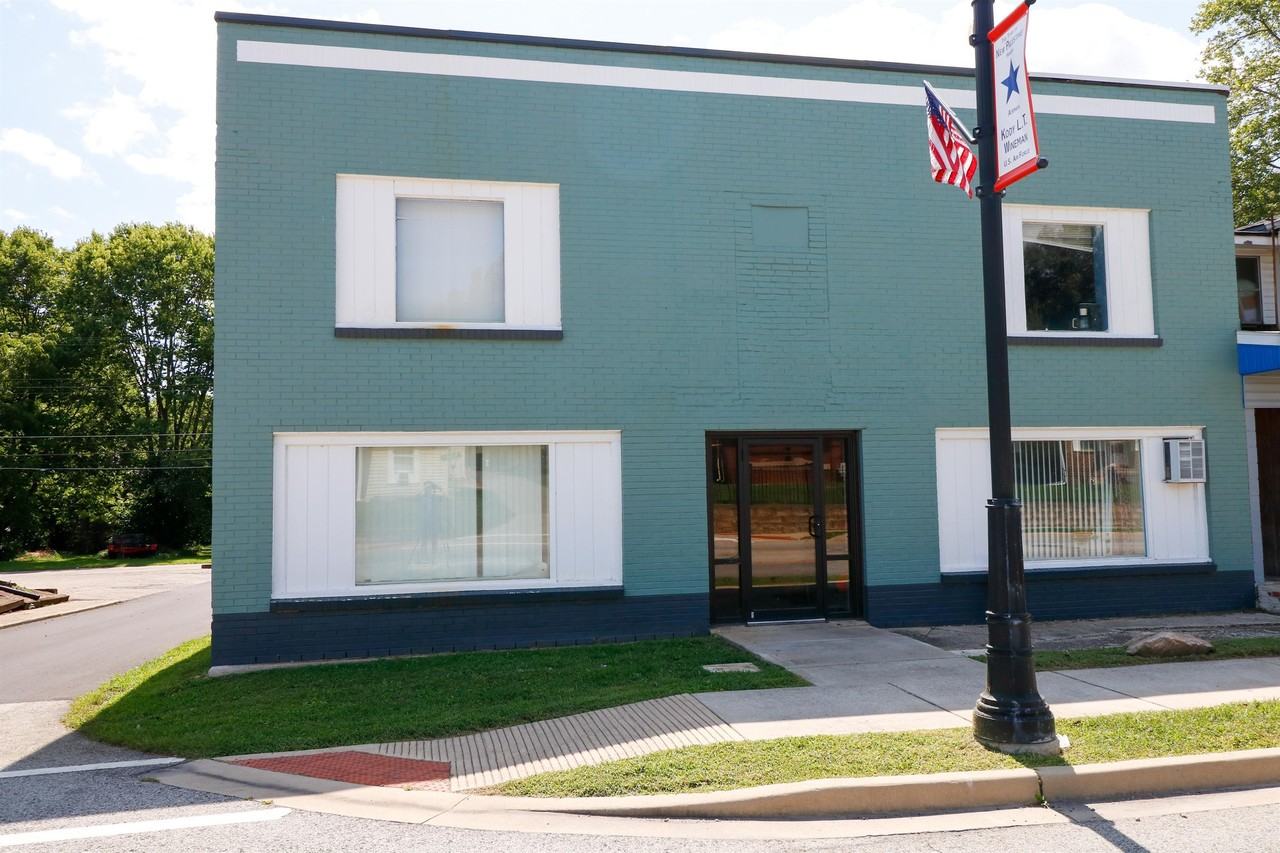 29 East Main Street Apartments 29 E Main St, New Palestine, IN 46163