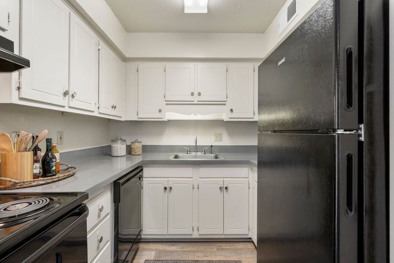 Wimbledon Place Apartments 7605 E 49th St, Tulsa, OK 74145 Zumper