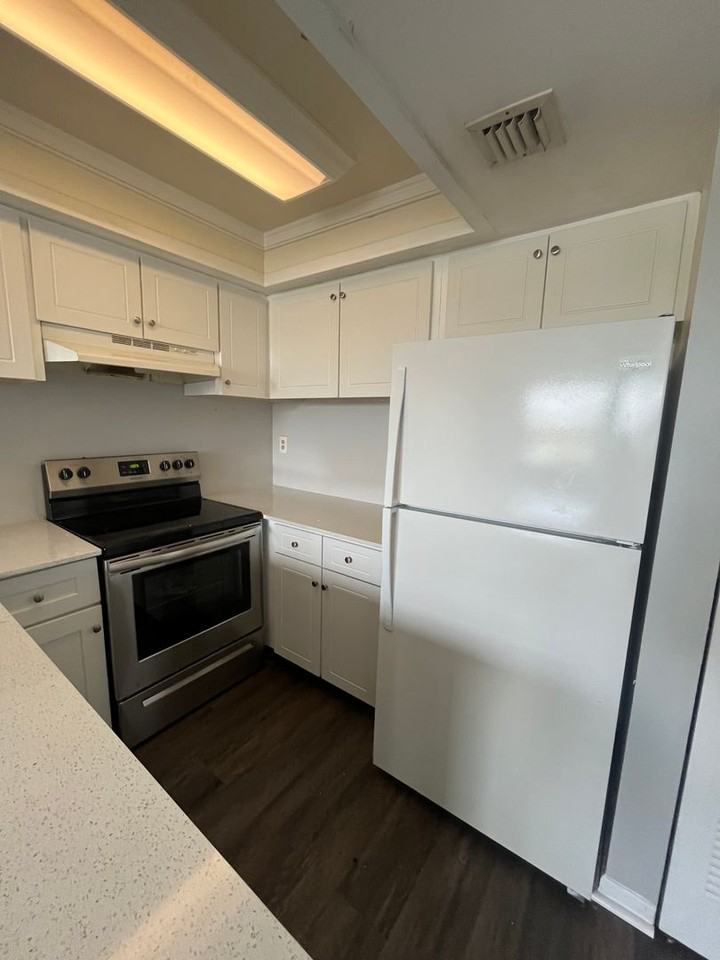 Apartments for Rent in West Palm Beach, FL with Utilities Included 31