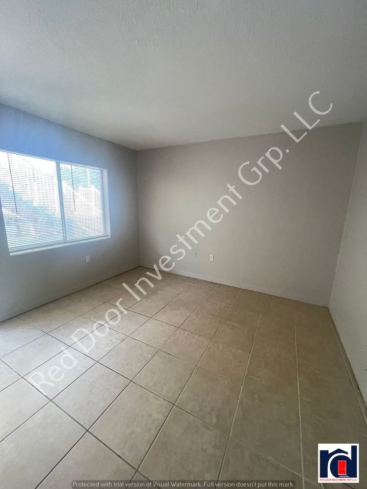 Robinswood Apartments, Robinswood 800 N Hastings St, Orlando, FL