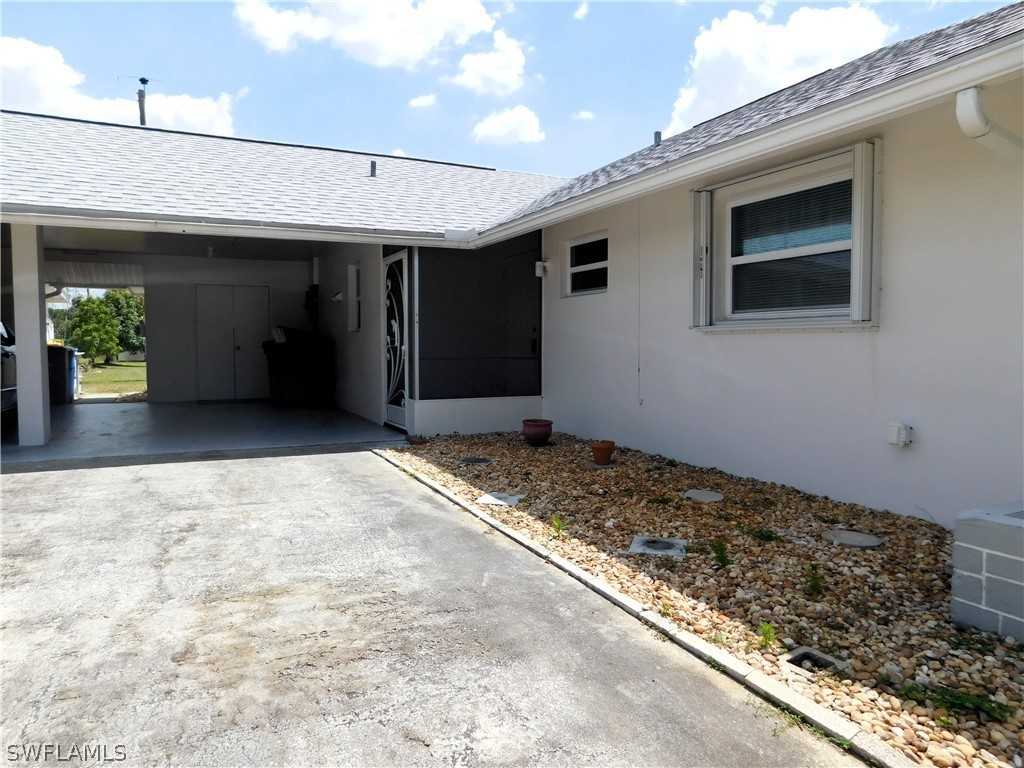 Cheap Apartments for Rent in LaBelle, FL 25 Rentals from 1,500 Zumper
