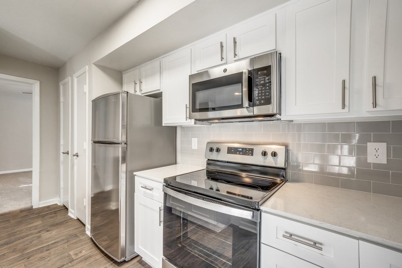 Infinity on the Mark Apartments 9010 Markville Dr, Dallas, TX 75243