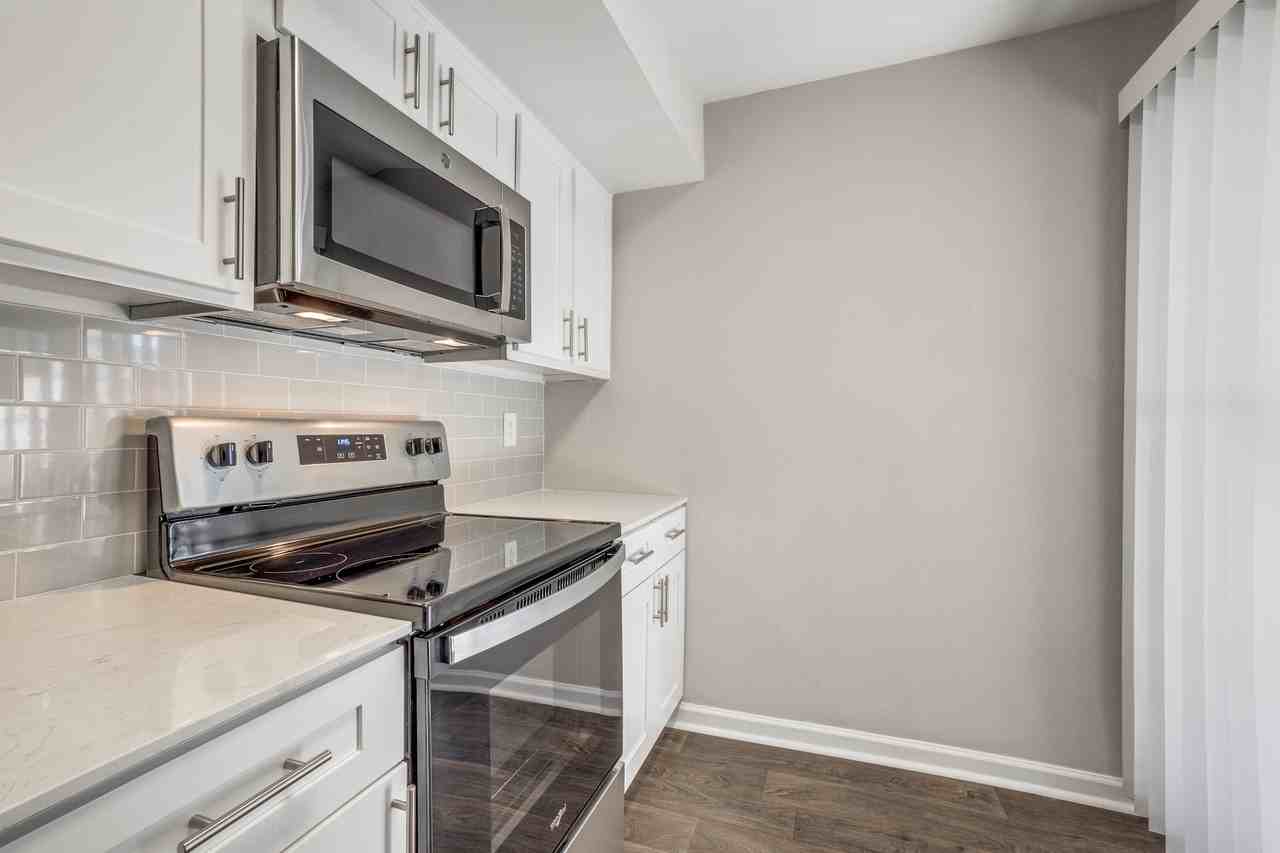 Infinity on the Mark Apartments 9010 Markville Dr, Dallas, TX 75243