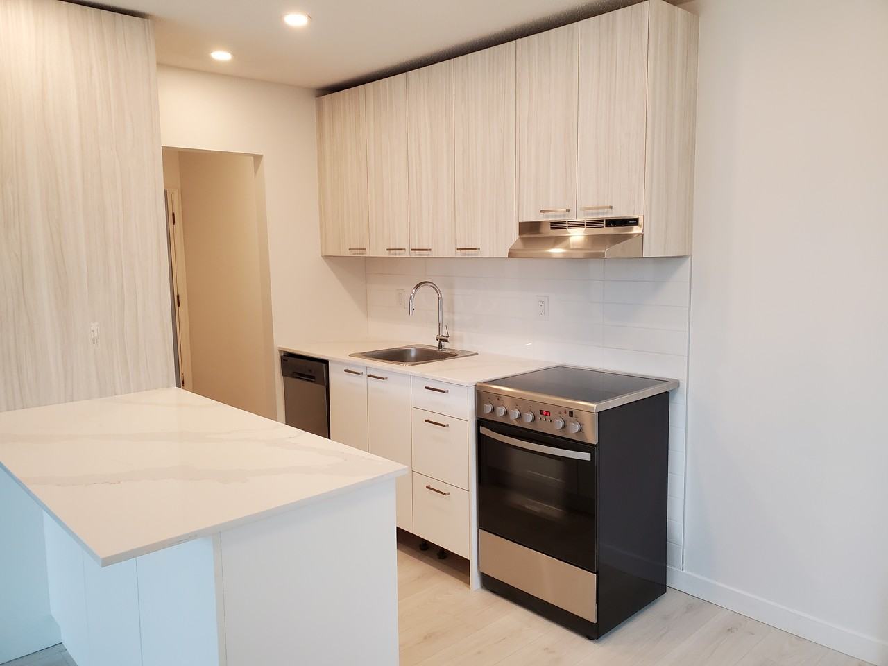 1855 West 2nd Avenue 207, Vancouver, BC V6J 1J1 1 Bedroom Apartment