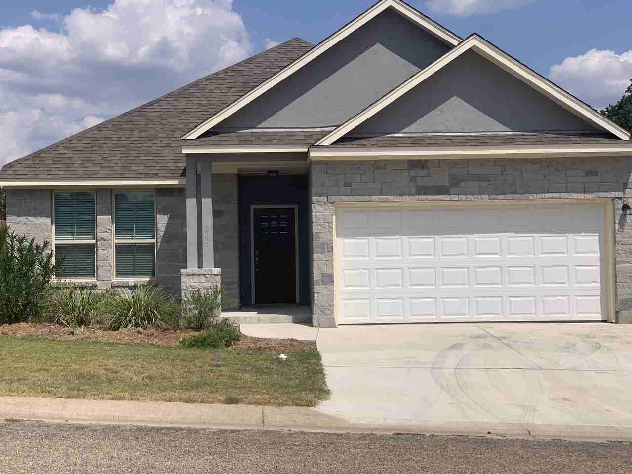 NM 306 Winston 1, Fredericksburg, TX 78624 3 Bedroom House for 2,200