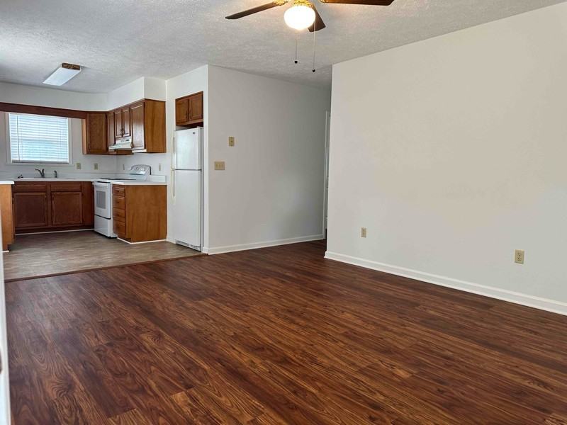 13060 Lindell Rd C, Meadowview, VA 24361 3 Bedroom Apartment for