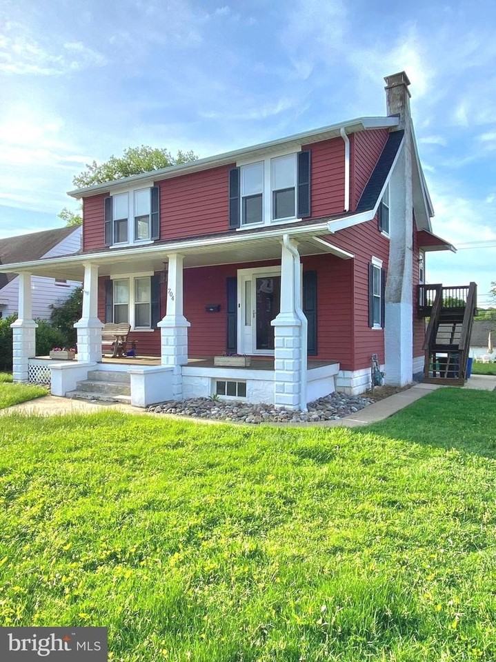 704 W 2nd Ave, Parkesburg, PA 19365 2 bedroom House Rental Zumper