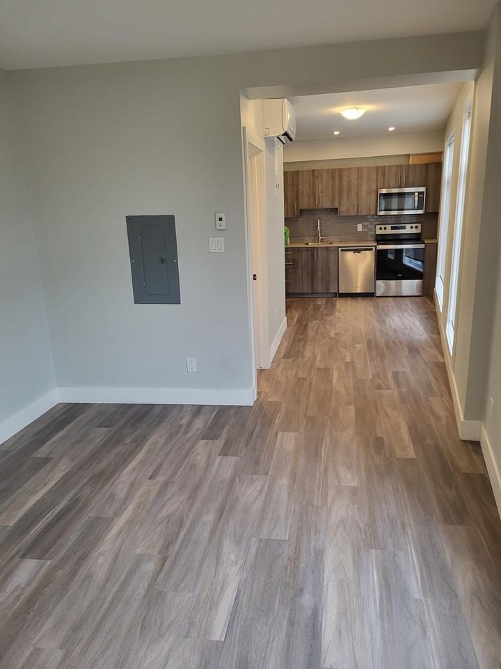 144 Renfrew Ave, Ottawa, ON K1S 1Z8, CAN 5 unit Rentals Zumper