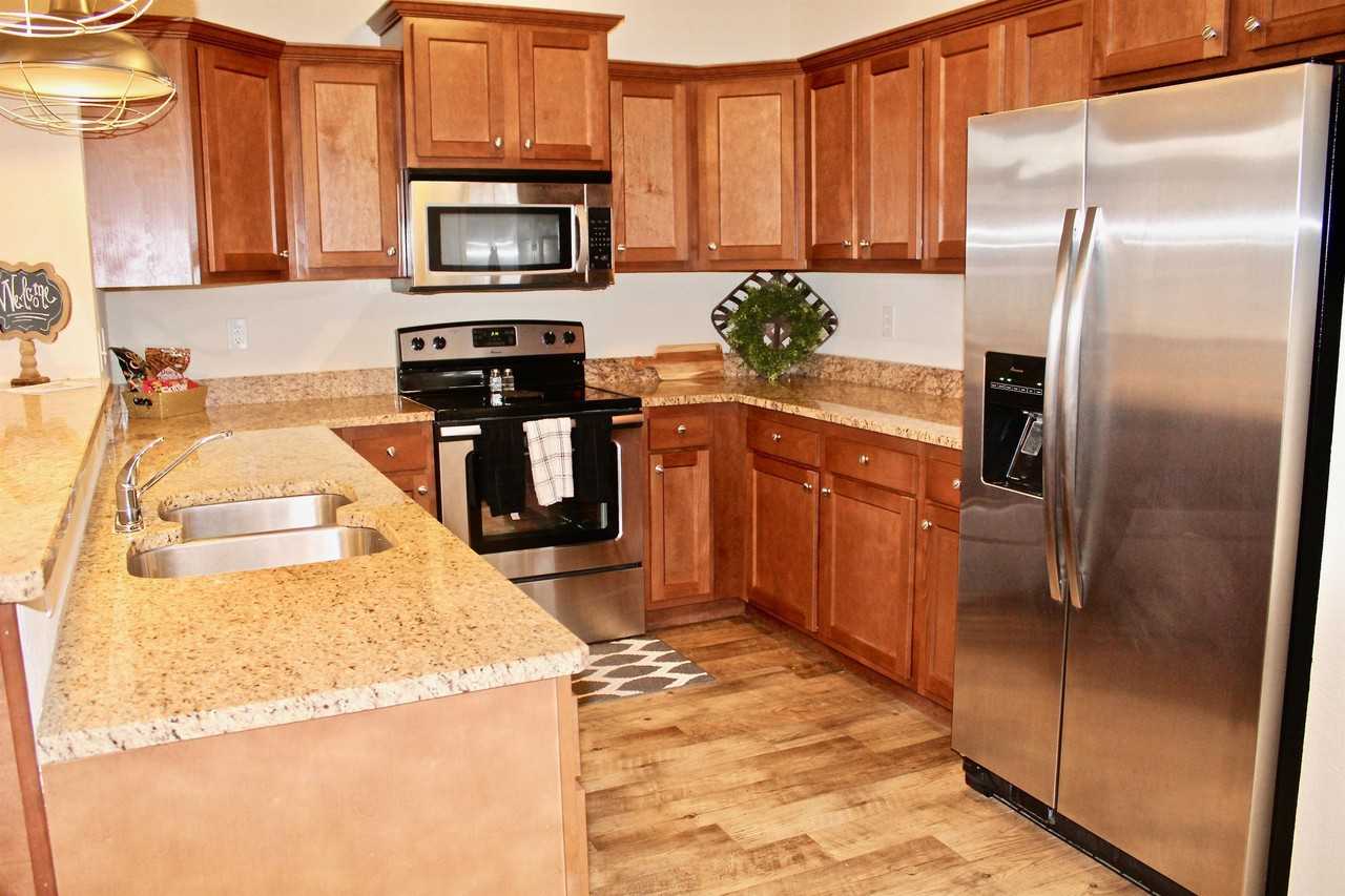 Inverness Apartments N Severence St, Hutchinson, KS 67502 Zumper