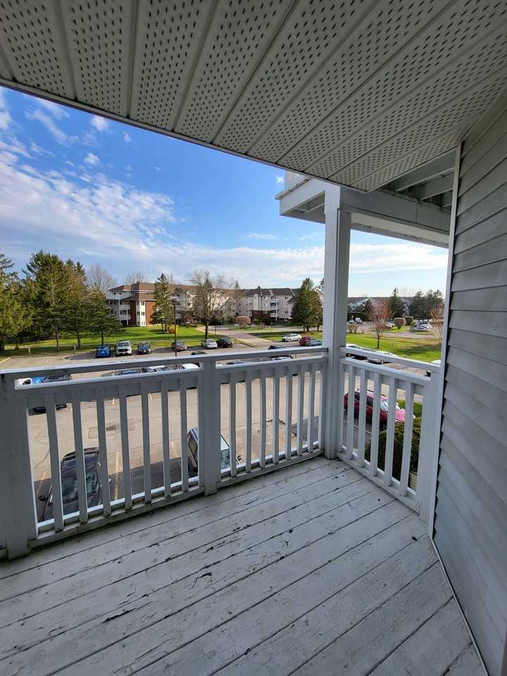 266 Lorry Greenberg Drive, Ottawa, ON K1T 3J6 2 Bedroom Condo for 1,395/month Zumper