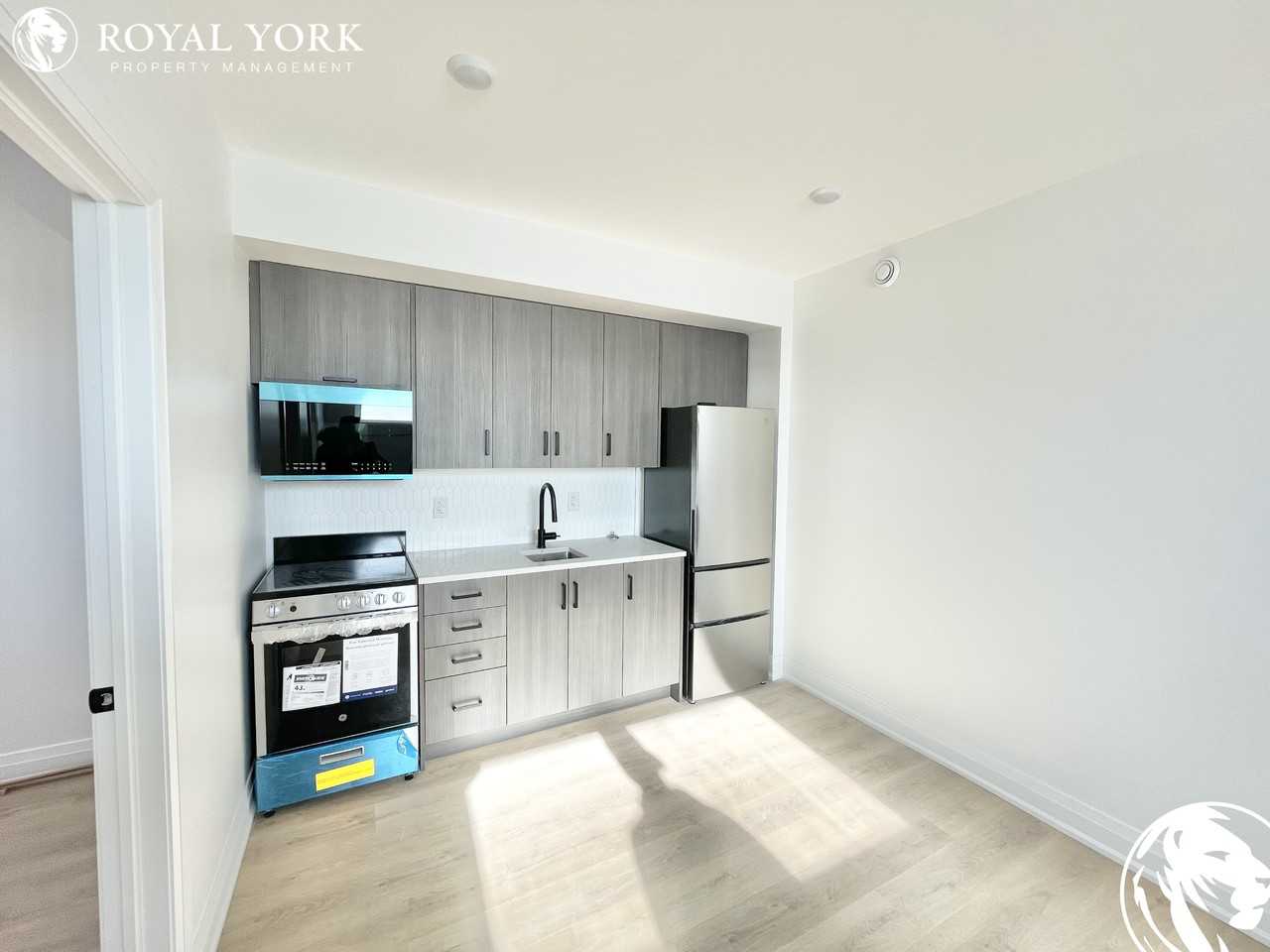 275B Granton Avenue, Nepean, Ontario K2G 1W9 Apartments 75B Granton