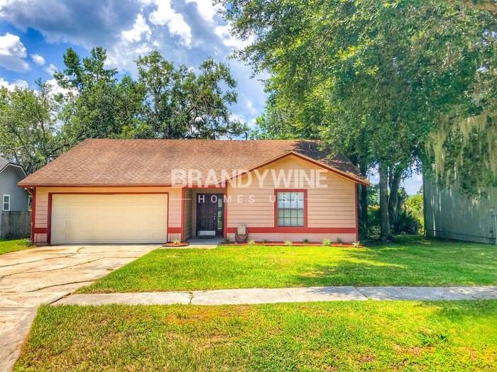 10848 Copper Hill Dr, Jacksonville, FL 32218 3 Bedroom House for 1,990