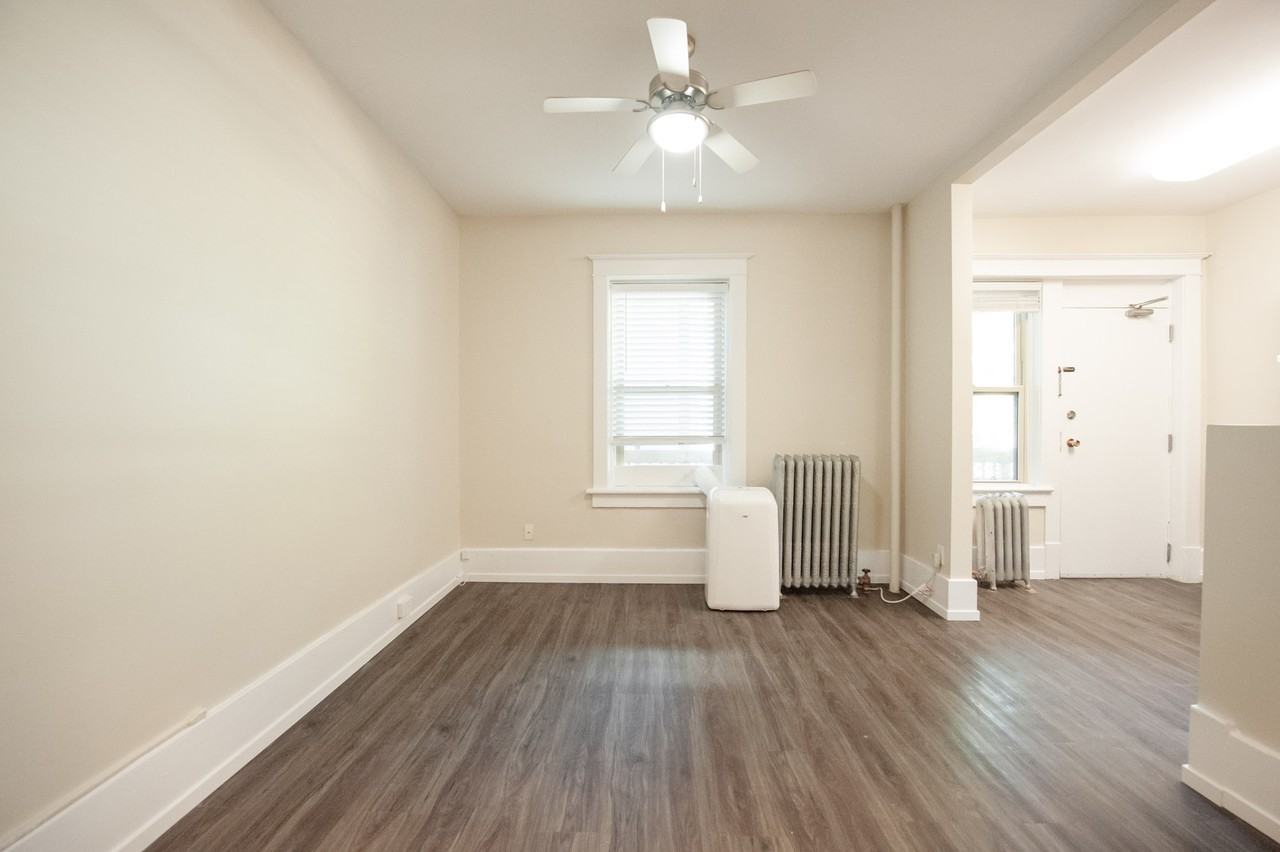 573 Warsaw Avenue Apartments 573 Warsaw Ave, Winnipeg, MB R3L 0R5