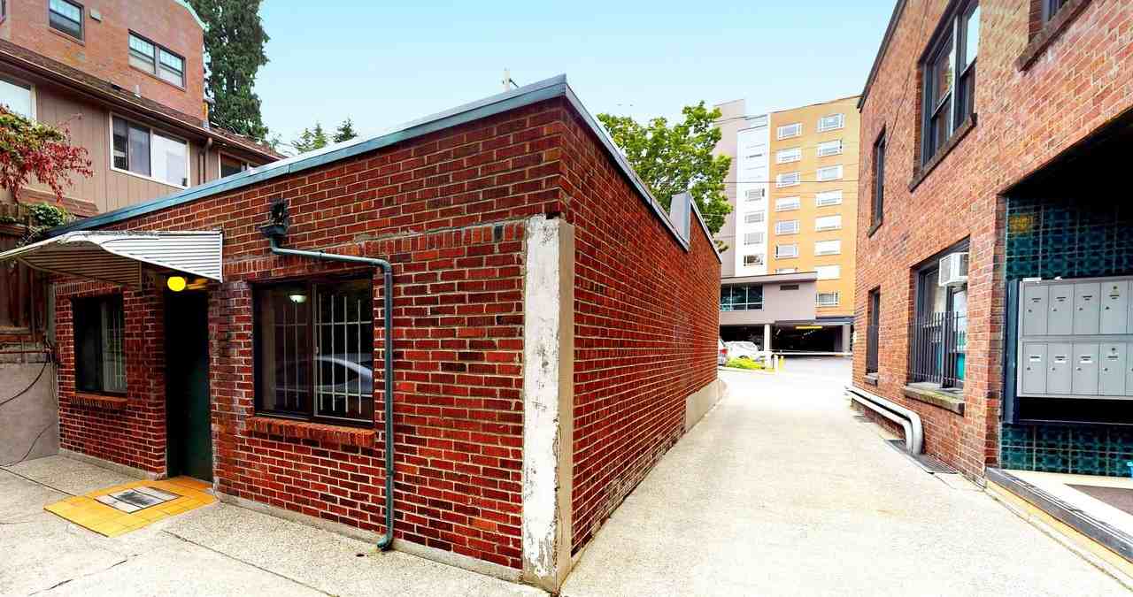 IR Ireland Apartments 100 W Olympic Pl, Seattle, WA 98119 Zumper