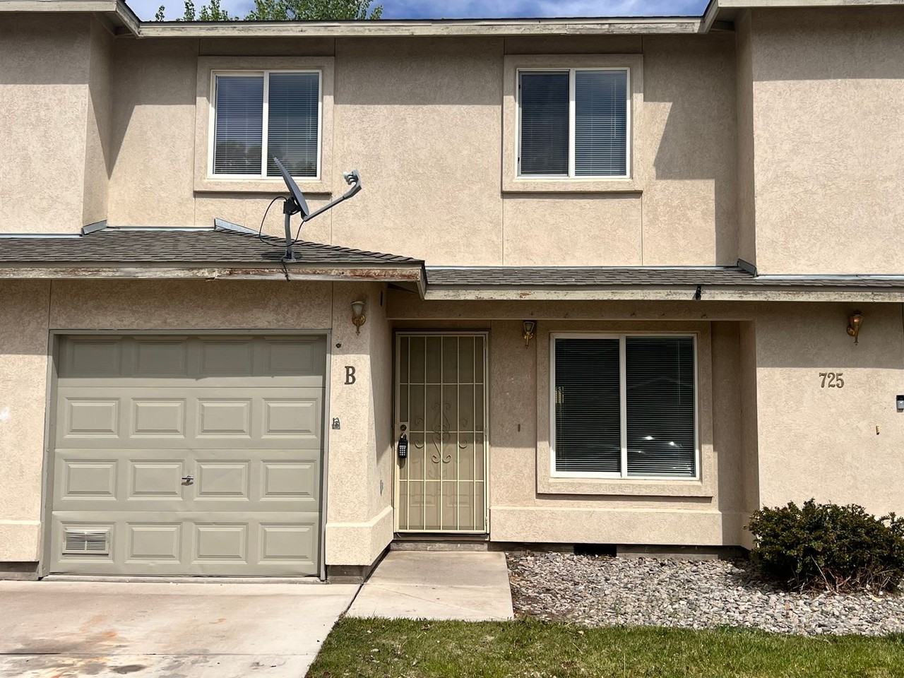 Starlite Drive 725 Apartments 725 Starlite Dr, Fernley, NV 89408 Zumper