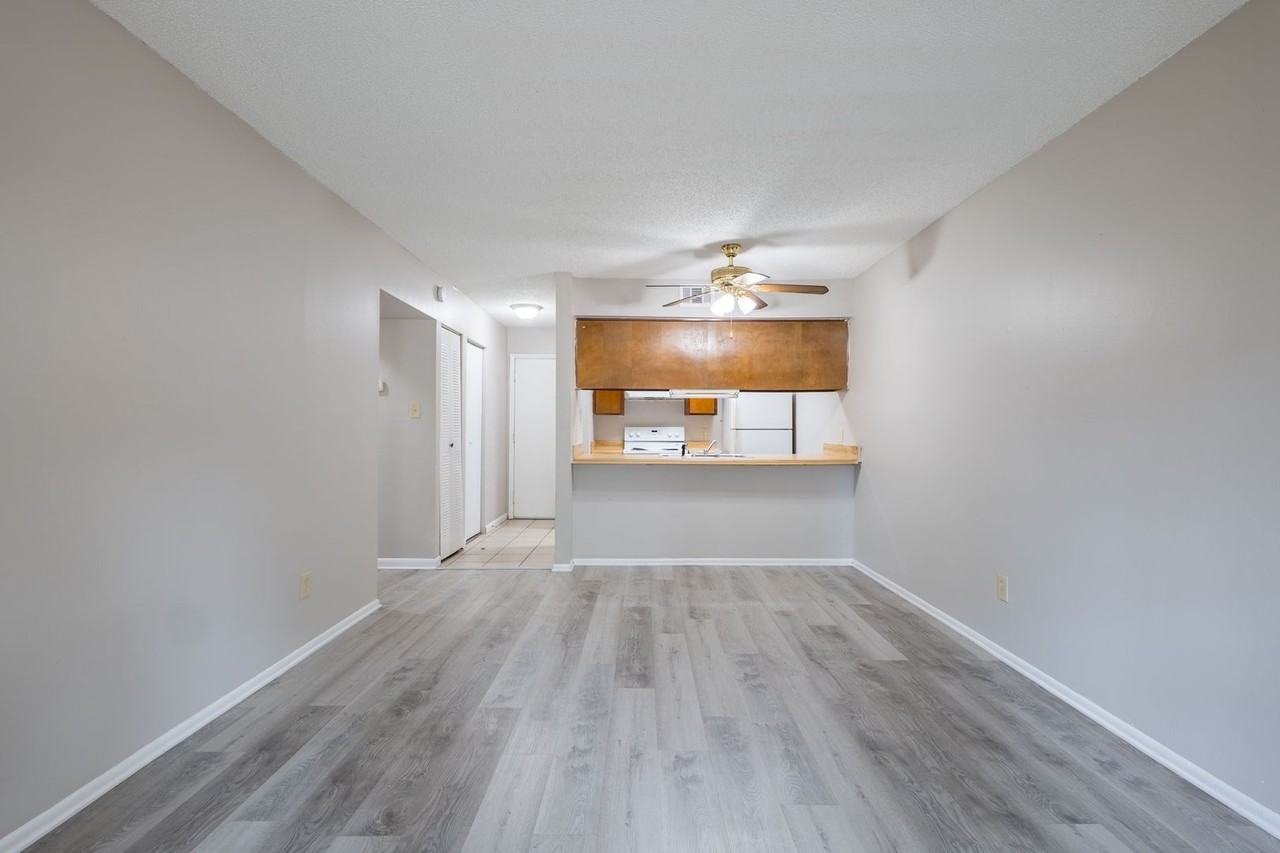 Baytree Manor Apartments 900 Blanton St, Valdosta, GA 31601 Zumper