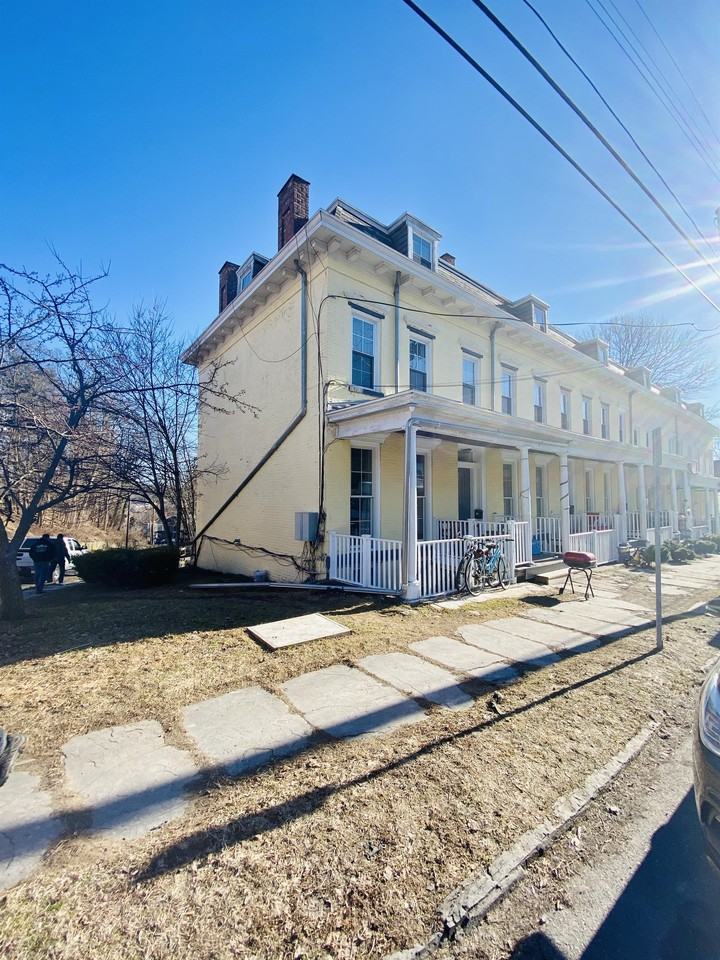 Apartments for Rent in Kingston, NY 25 Condos & Other Rentals Zumper