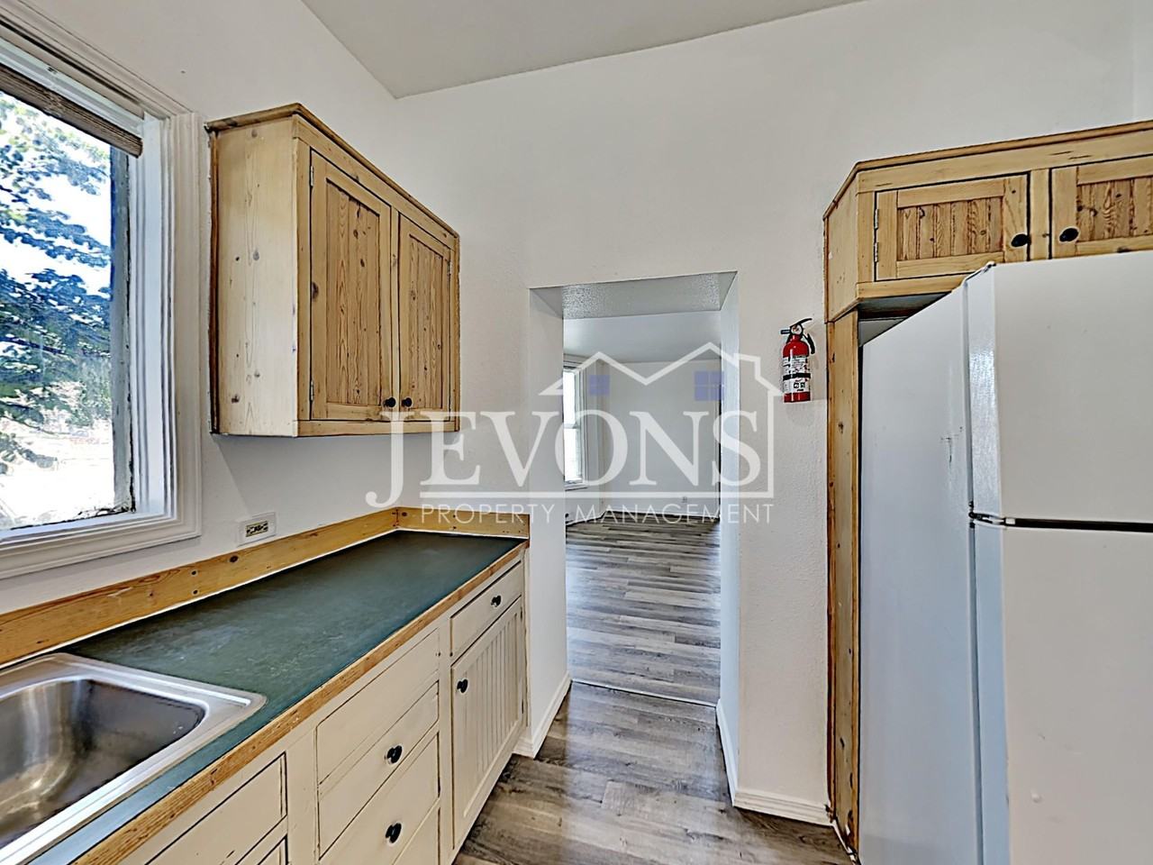 215 N Chestnut St Toppenish, WA 98948 Apartments 215 N Chestnut St