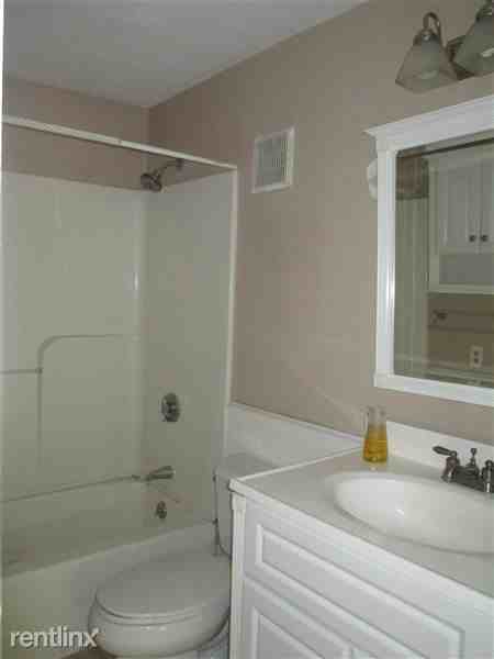 Castle Green Apartments 451 School St, Marshfield, MA 02050 Zumper