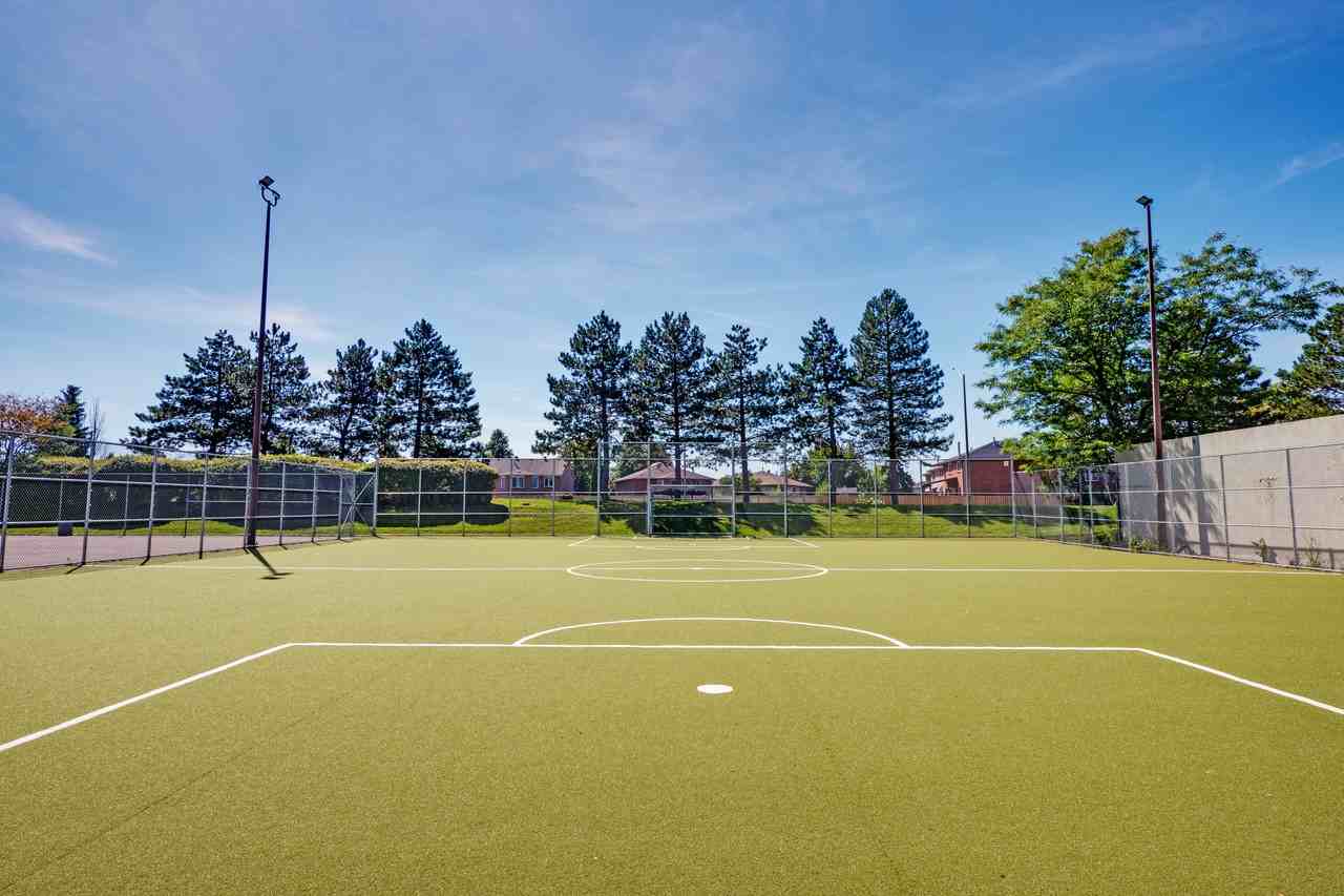 Brampton Towers Apartments 85 Charolais Blvd, Brampton, ON L6Y 4E5 Zumper