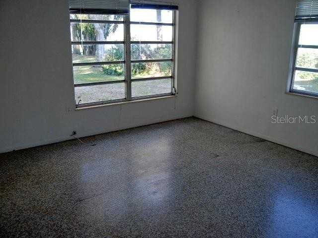 8207 Lakeside Dr, Yalaha, FL 34797, USA 2 unit Rentals Zumper