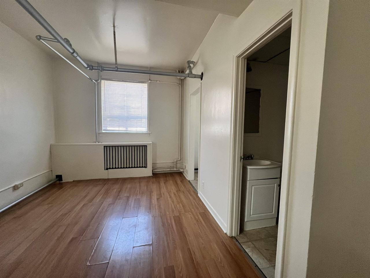 Kenora Apartments 2601 14th Ave, Regina, SK S4T 1R3 Zumper