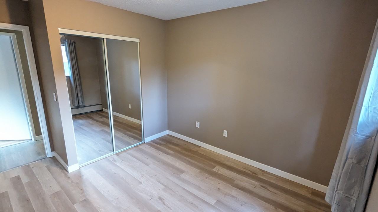 Mainstreet Estates Apartments 10736 150 St, Surrey, BC V3R 4C5 Zumper