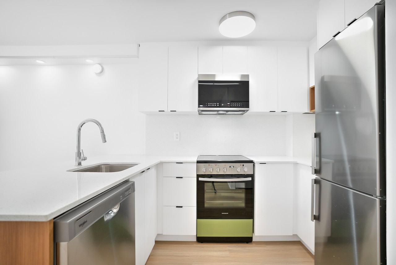 2100 SaintMarc Apartments 2100 Rue SaintMarc, Montréal, QC H3H 2G6